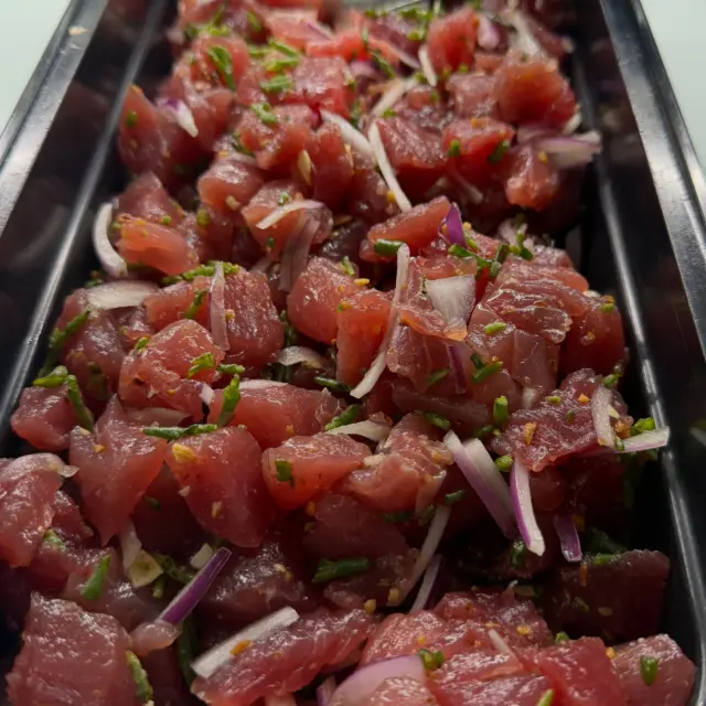 POKE OF THE MONTH
🌟 Garlic Truffle Ahi 🌟
Our fresh ahi from Hawaii gently tossed in our house-made roasted garlic and truffle oil sauce. 

Get it in your poke bowl or by the pound NOW through end of July 😛

#alohafreshpoke #freshahi #sanjosejapantown